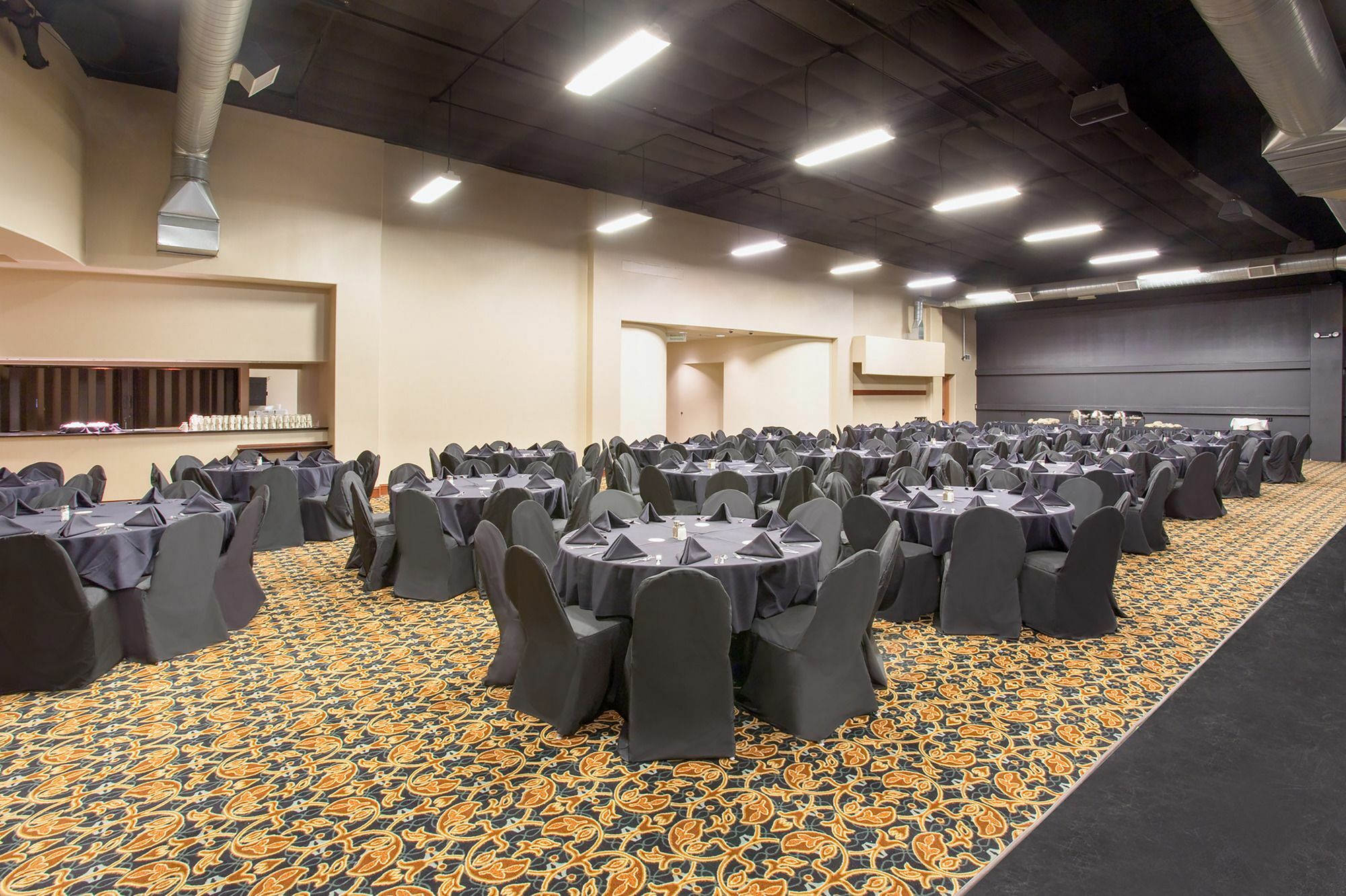 Clarion Hotel Convention Center Minot Extérieur photo